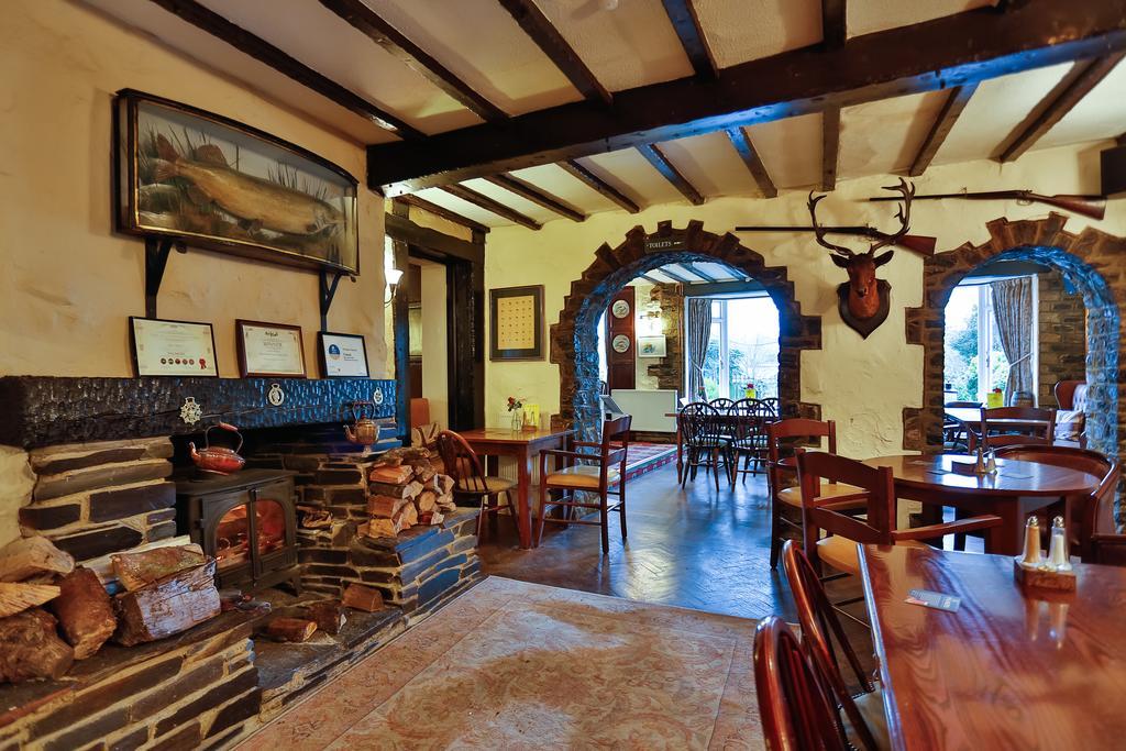 The Sea Trout Inn Totnes Exterior foto